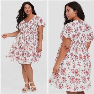 NWT Torrid Boho Prairie Ivory & Red Floral Smocked Challis Skater Mini Dress